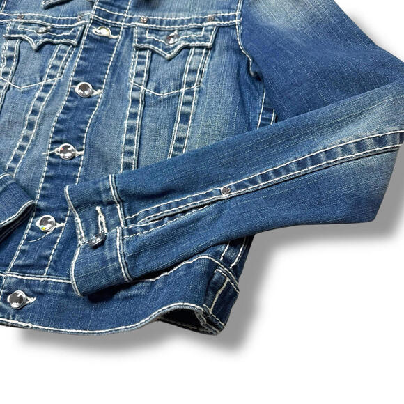 True Religion Women’s Disco Emily Big T Denim Jacket Size S Rainstone Button Y2K - Picture 7 of 13